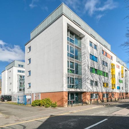 Bright & Central Studio In Luton, Sleeps 2 Luton  Buitenkant foto